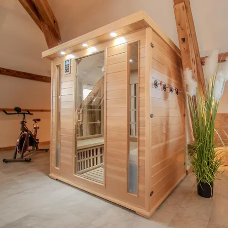 L'ecrin Precieux - Clim, Spa, Sauna - 2 Parentales Apartment *